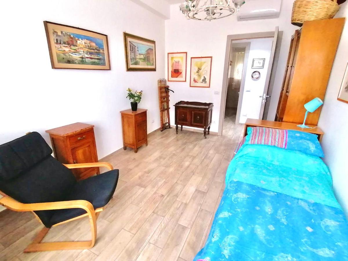 Apartamento Relax Zambrini Lido di Ostia Exterior foto